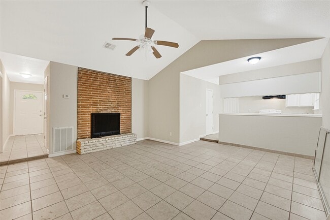 Building Photo - 3718 Simsbrook Dr