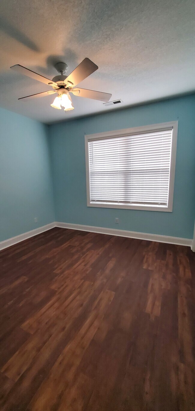 Bedroom 2 - 1028 Cherry Tree Ln
