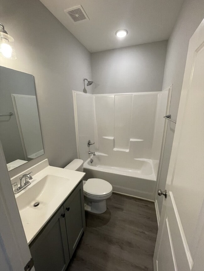 Building Photo - 20-A Korea St