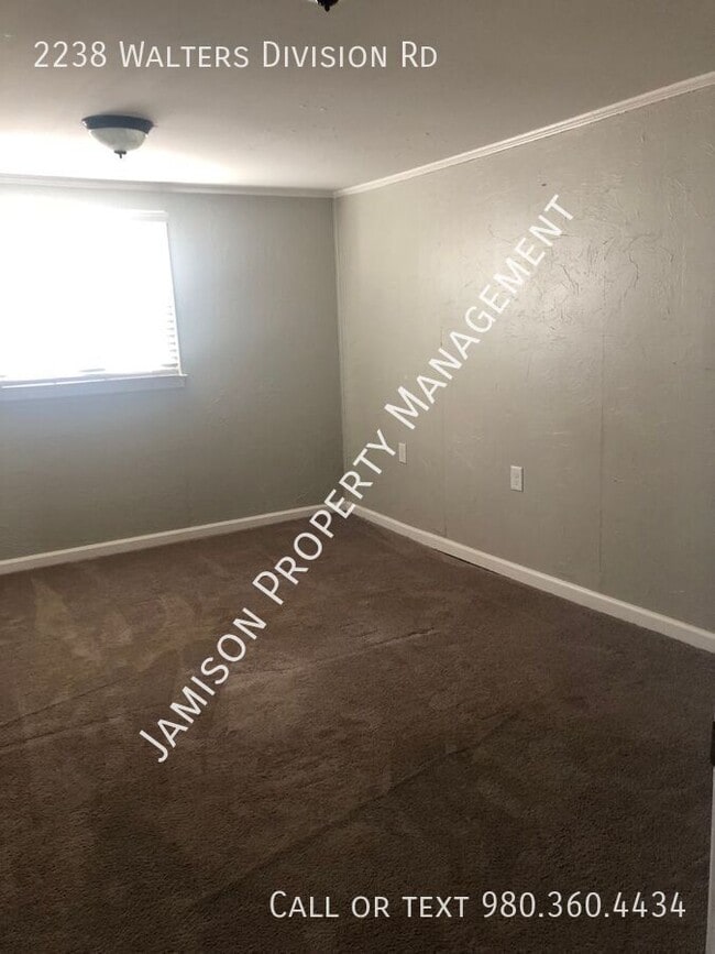 Building Photo - 2238 Walters Division Rd