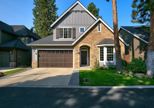Primary Photo - Gorgeous, Bright 4 Bedroom Home in SW Bend!