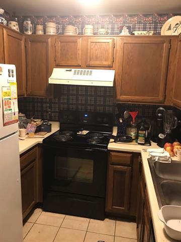 Building Photo - 720 Hillcrest Ct