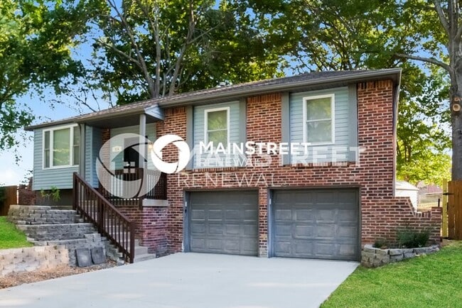 Building Photo - 3 Bedroom Pet-Friendly Home in BLUE SPRING...