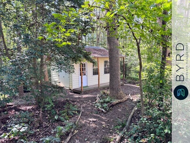 Building Photo - 423 Elm Creek Dr