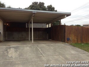 Building Photo - 4002 Glenrock Dr