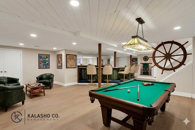 Building Photo - 3BD | 3BTH - HOT TUB - WATER FRONT - NEWLY RENOVATED - ON SYLVAN LAKE