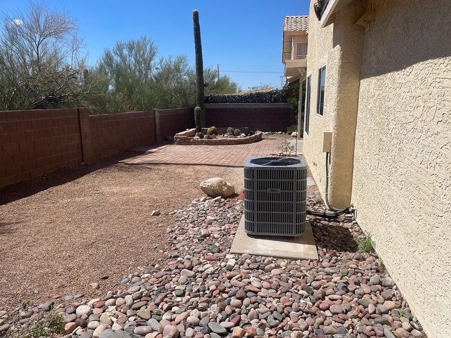 Building Photo - 3765 W Koshare Ln