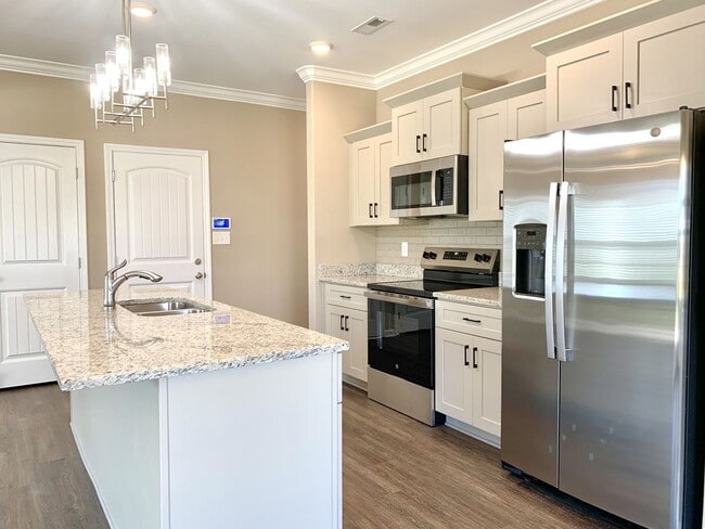 Building Photo - 425 Ayden Ln