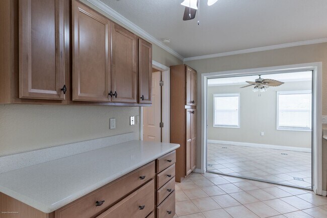 Building Photo - ANNUAL RENTAL- CENTRAL LOCATION
