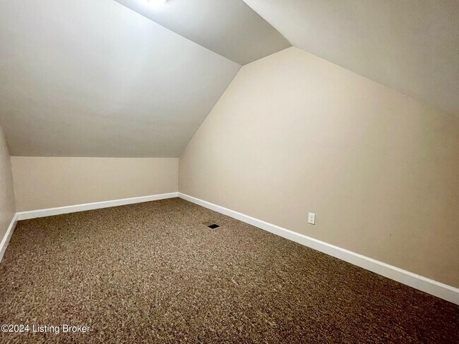 Building Photo - 1229 S Floyd St