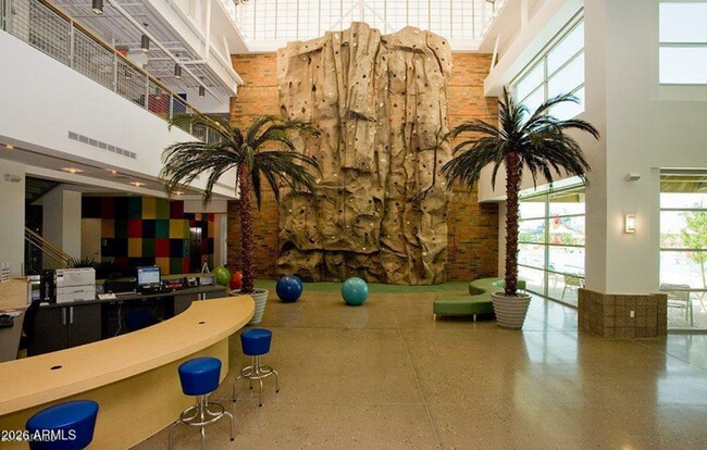 Building Photo - 3417 N San Marin Dr