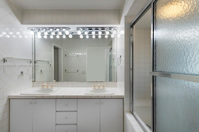 Building Photo - 6551 SW 126th St