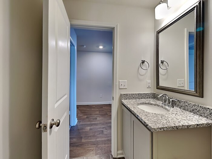 Building Photo - 274 Bent Holly Dr