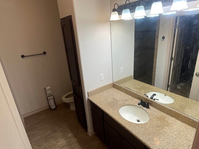 Building Photo - 2306 Leo Reyes Ct