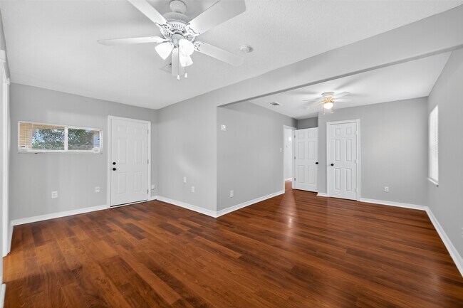 Building Photo - 6741 Feldspar St