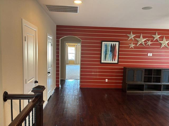 Building Photo - 3611 Carlsbad Way