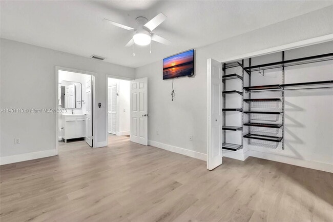 Building Photo - 3130 Bird Ave