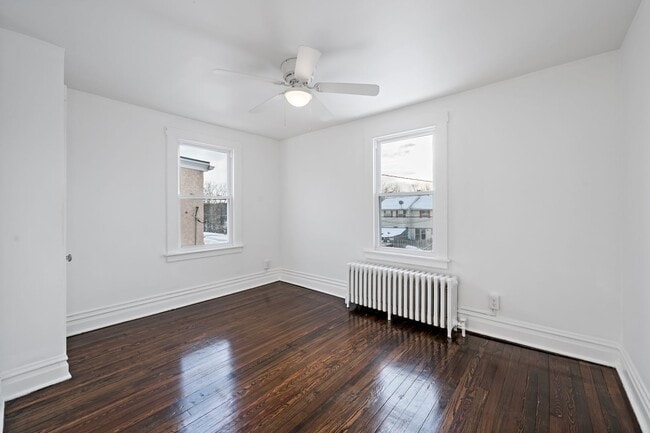 Building Photo - Warm & Welcoming, Move-In Ready West End Twin | 3 Bedroom 1 Bathroom