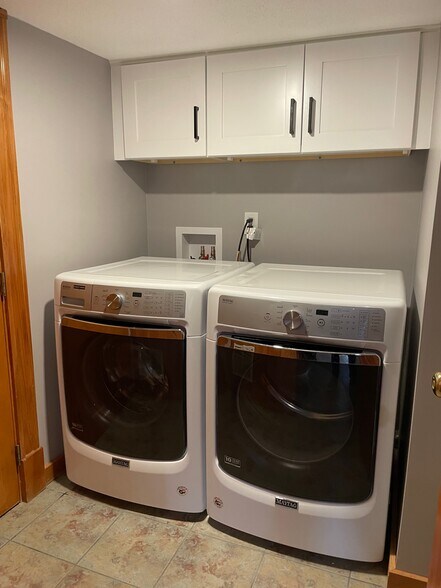 Building Photo - 25 Winsor Rd