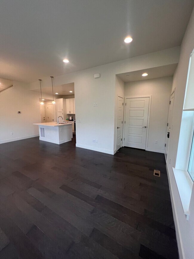 Building Photo - NEW BUILD 4 Bed 3.5 Bath Townhome In Superior-Available Now!