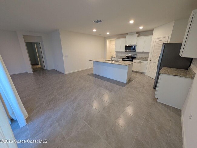 Building Photo - 6694 Topaz Dr