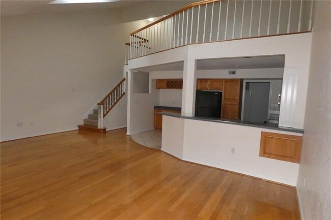 Building Photo - 617 Segovia Ct NE