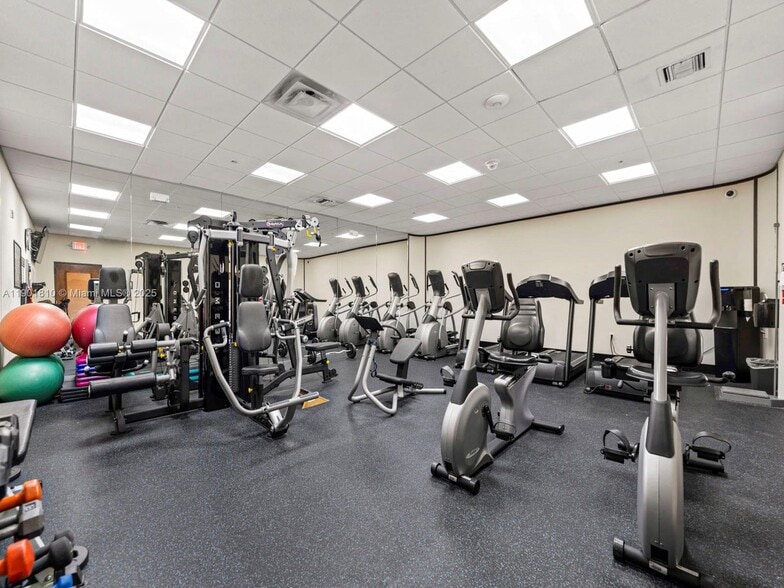 Building Photo - 600 Biltmore Way