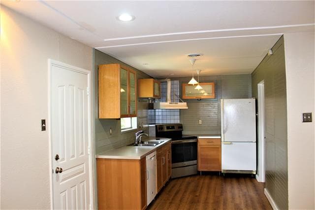 Building Photo - 417 Melrose Dr