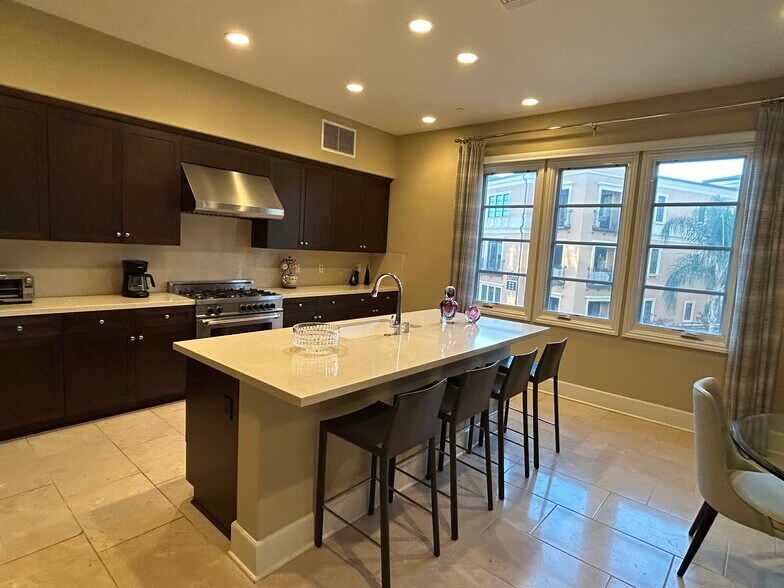 Building Photo - 23500 Park Sorrento