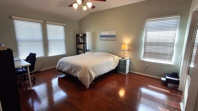Building Photo - 10322 Maydelle Dr