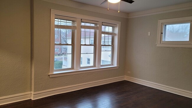 Building Photo - 6673 N Olympia Ave