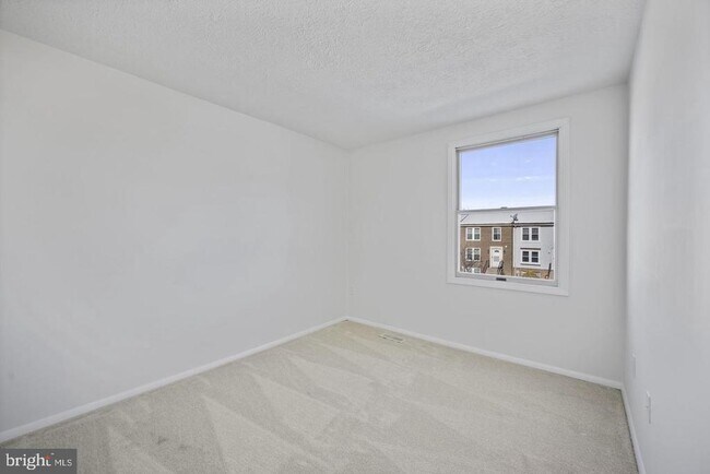 Building Photo - 6909 Doublebrand Ct