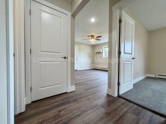 Building Photo - 3253 Charlesgate Ave SW