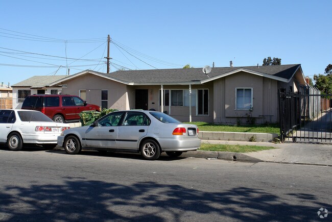 Building Photo - 3647 W 104th St