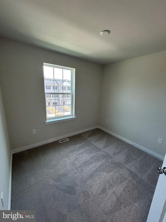 Building Photo - 28 Barnes Wy