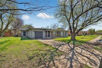 Building Photo - 108 Dupont Cir