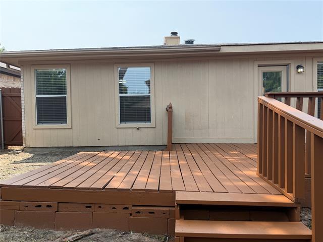Building Photo - 10239 Blackjack Oaks Dr