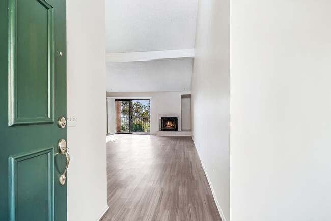 Building Photo - 401 Arundell Cir