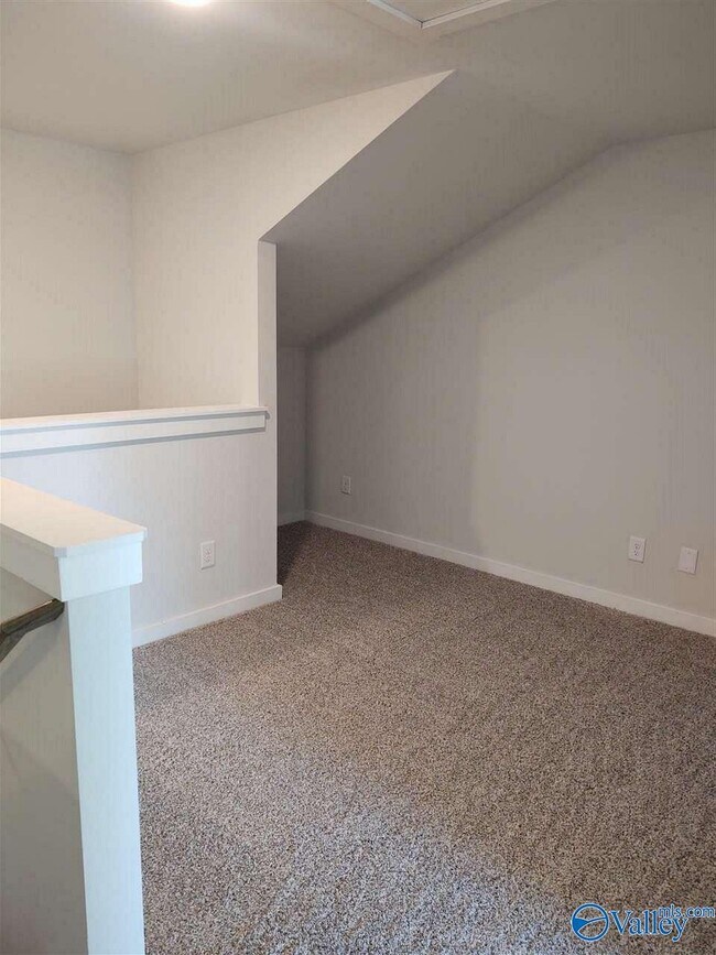 Building Photo - 109 Woodsbrook Pl SW