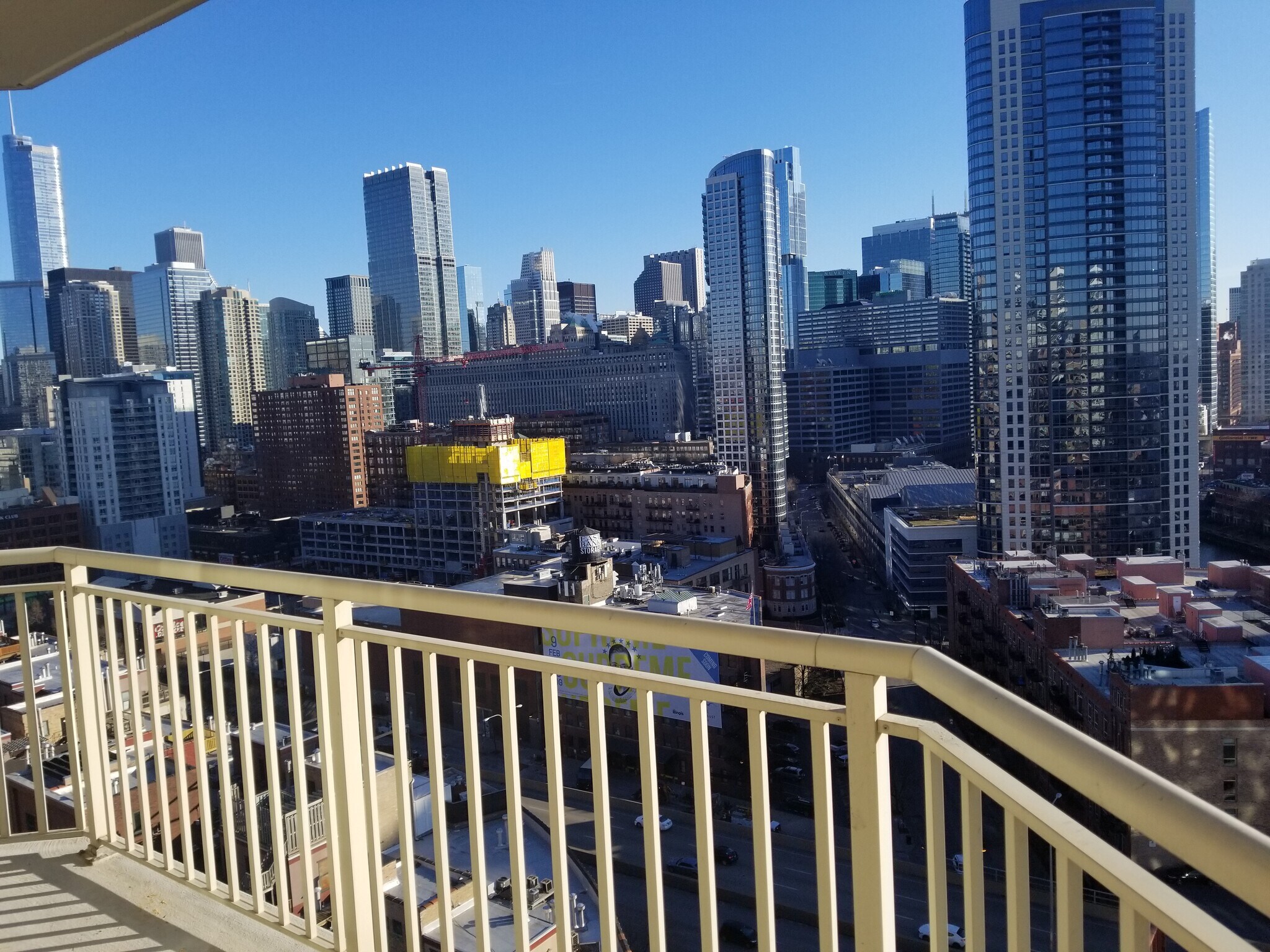 Building Photo - 645 N Kingsbury St