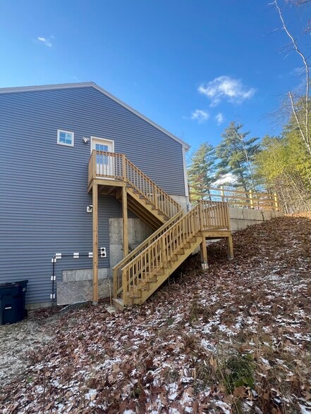 Building Photo - 652 Goodwins Mills Rd