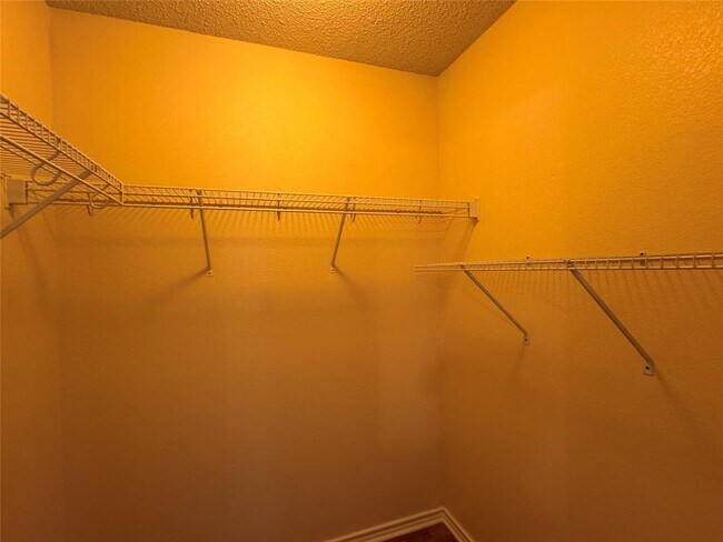 Building Photo - 109 Segovia Way
