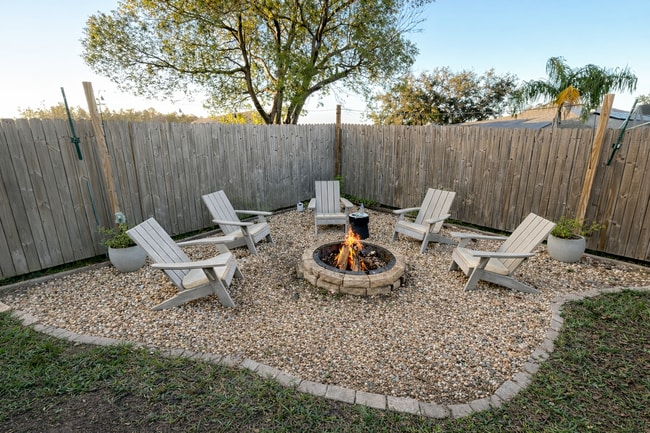 Building Photo - 9215 Ruger Dr