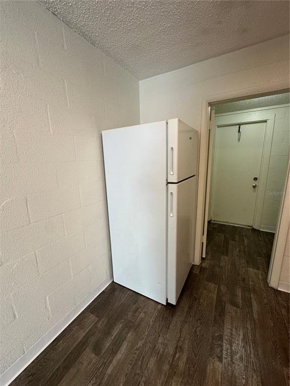 Building Photo - 2982 Warfield Dr