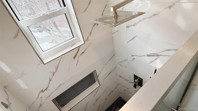 Building Photo - 50-21 Celtic Ave