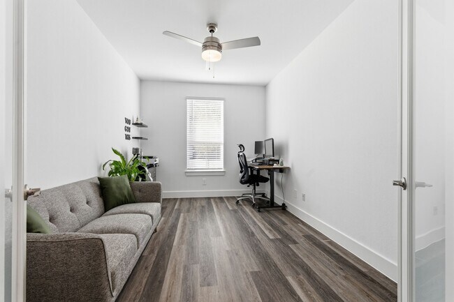 Building Photo - 13776 Rising Sun Ln