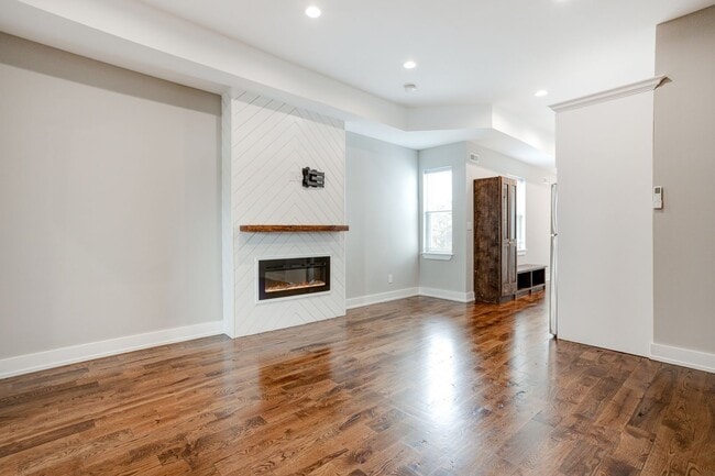 Building Photo - 2638 N 33rd St