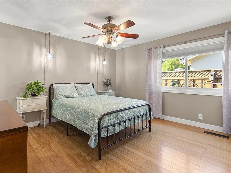 Building Photo - 7330 Wren Ave