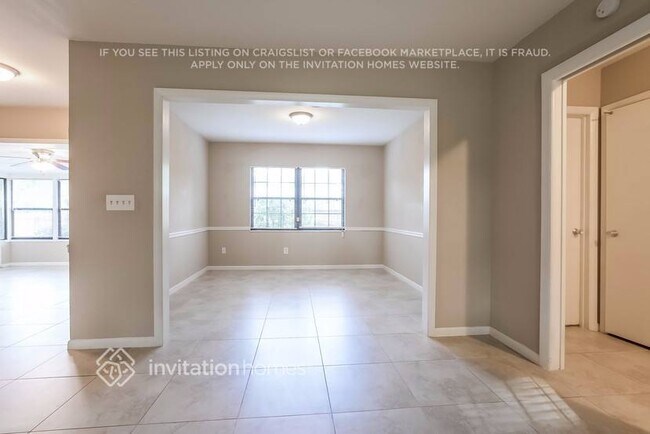 Building Photo - 506 E Hilda Dr