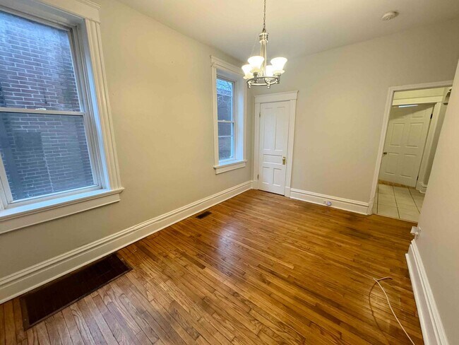 Building Photo - 3539 Giles Ave
